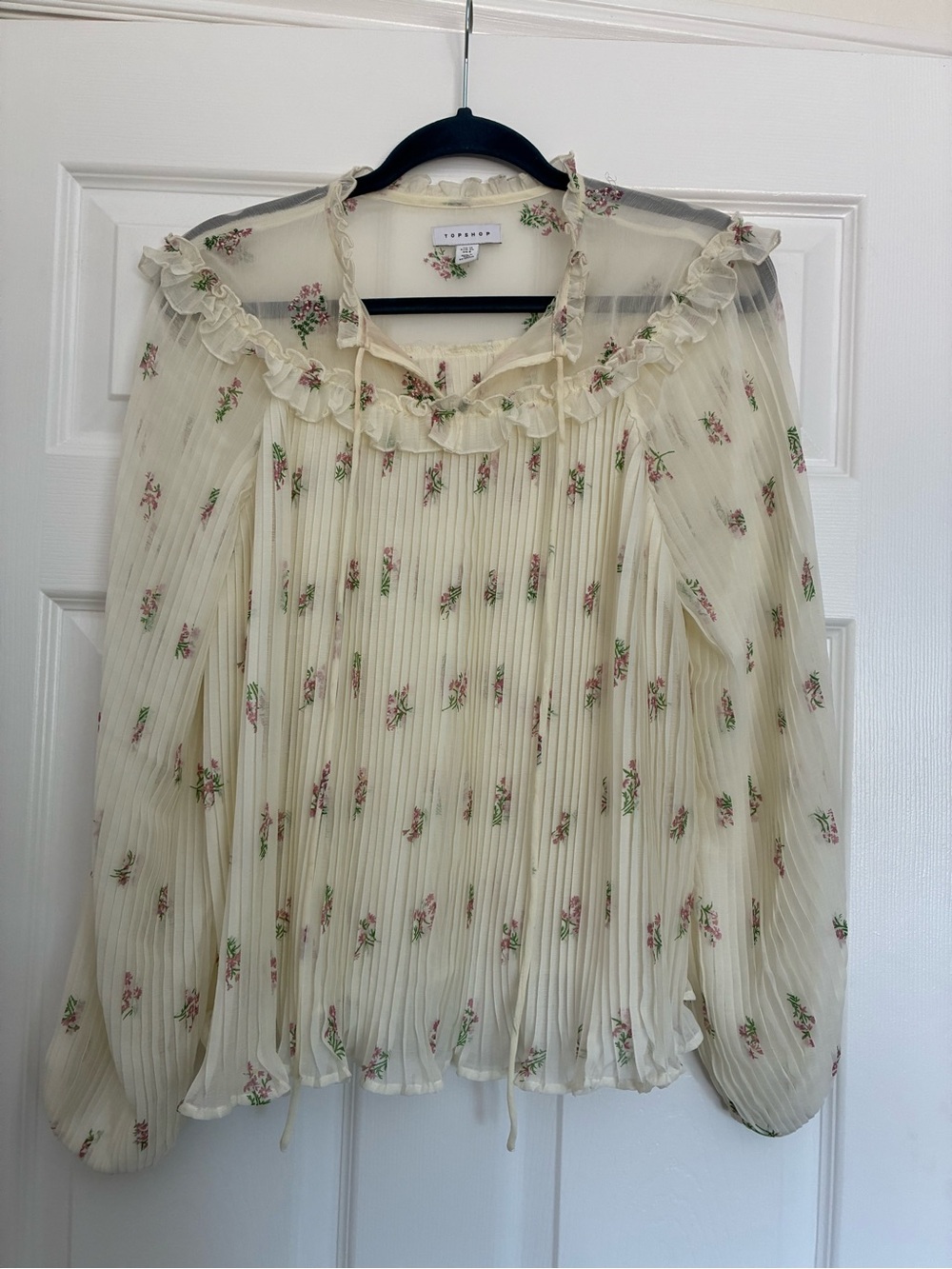 Topshop Cream Floral Ruffle Tie-Neck Blouse